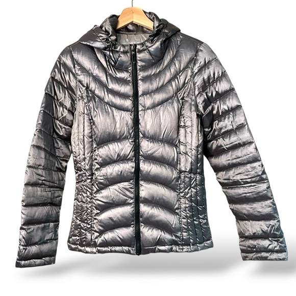 ANDREW MARC Packable Lightweight Premium Down Puffer Jacket w/ Hood US Sz M - Picture 1 of 9